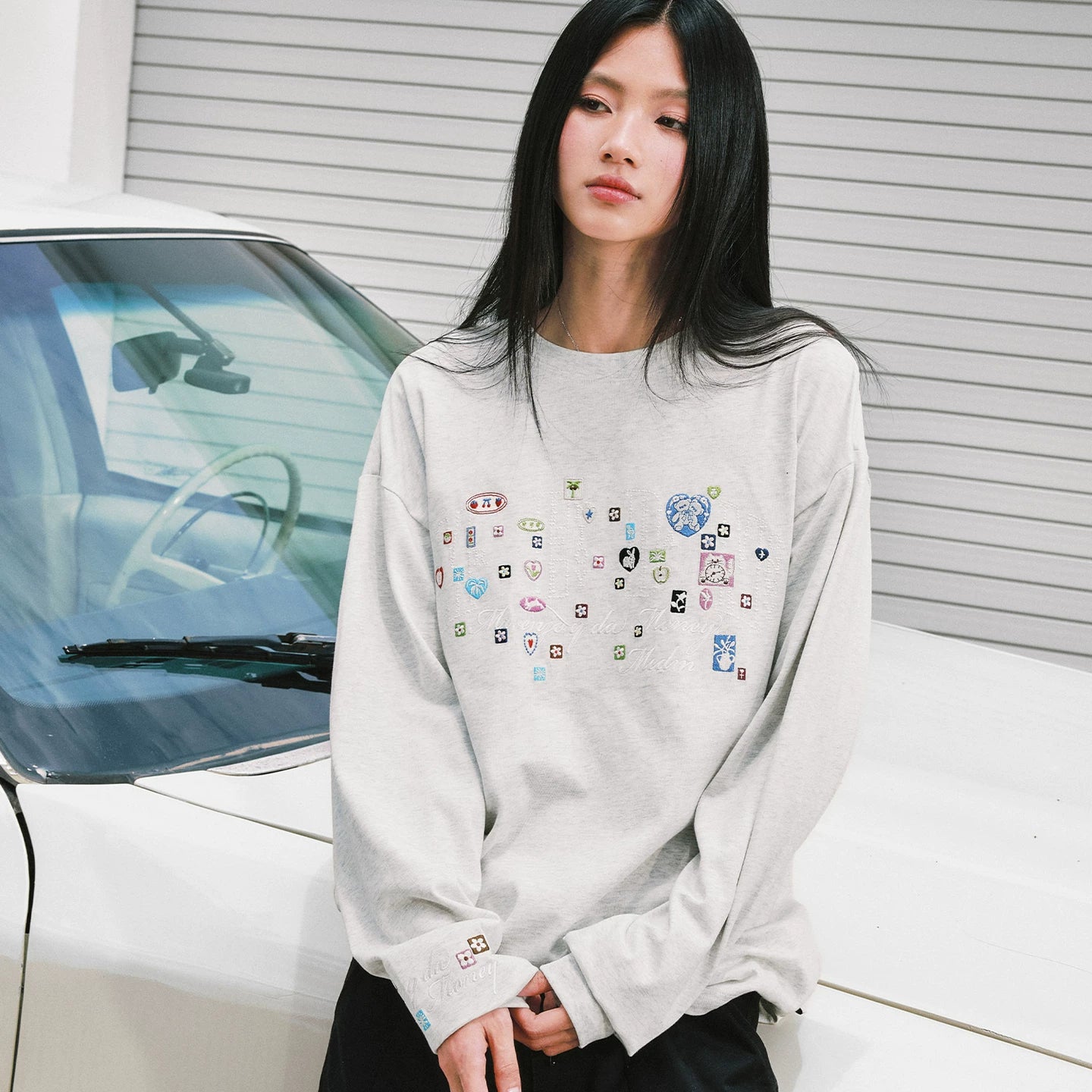 MEDM Cute Cartoon ICON Printed Casual Round Neck Long Sleeve T-shirt Cotton Loose Couple Base Top Autumn