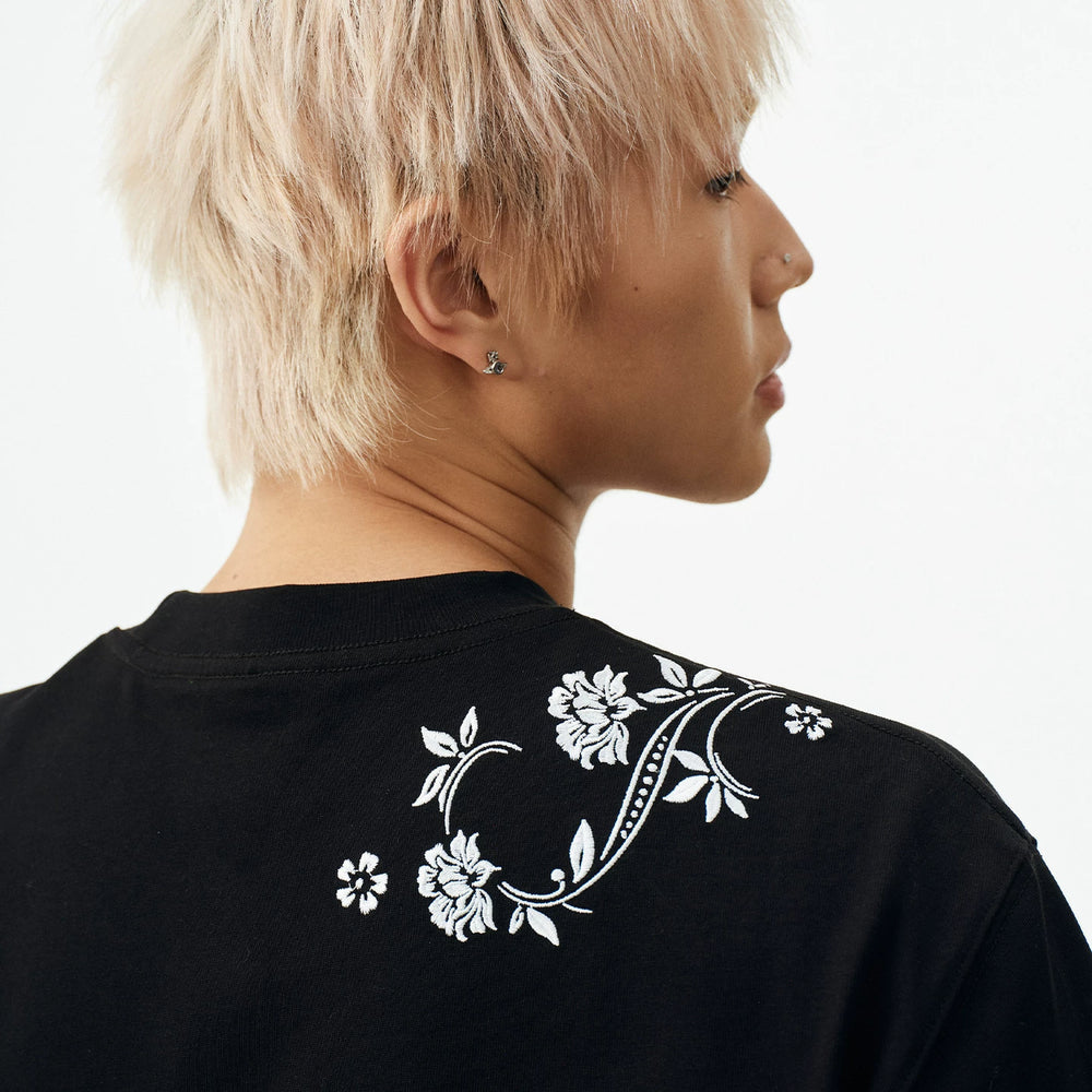 MEDM Palace Style Pattern Logo Embroidered Round Neck Casual T-shirt Versatile Skin friendly Breathable Loose Men's and Women's Short Sleeves Summer