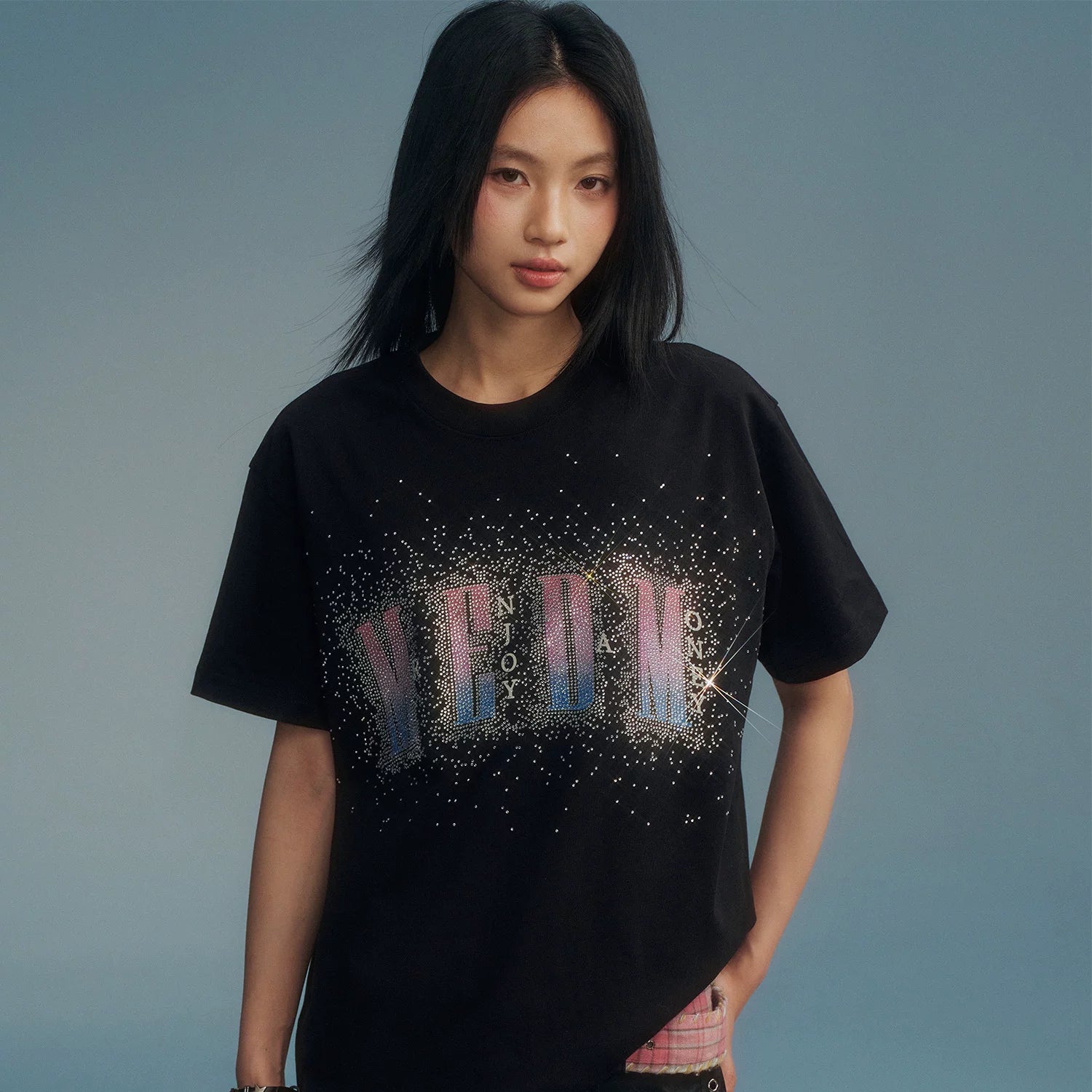 MEDM new gradient logo with diamond print casual round neck T-shirt for summer street glitter loose short sleeved men and women