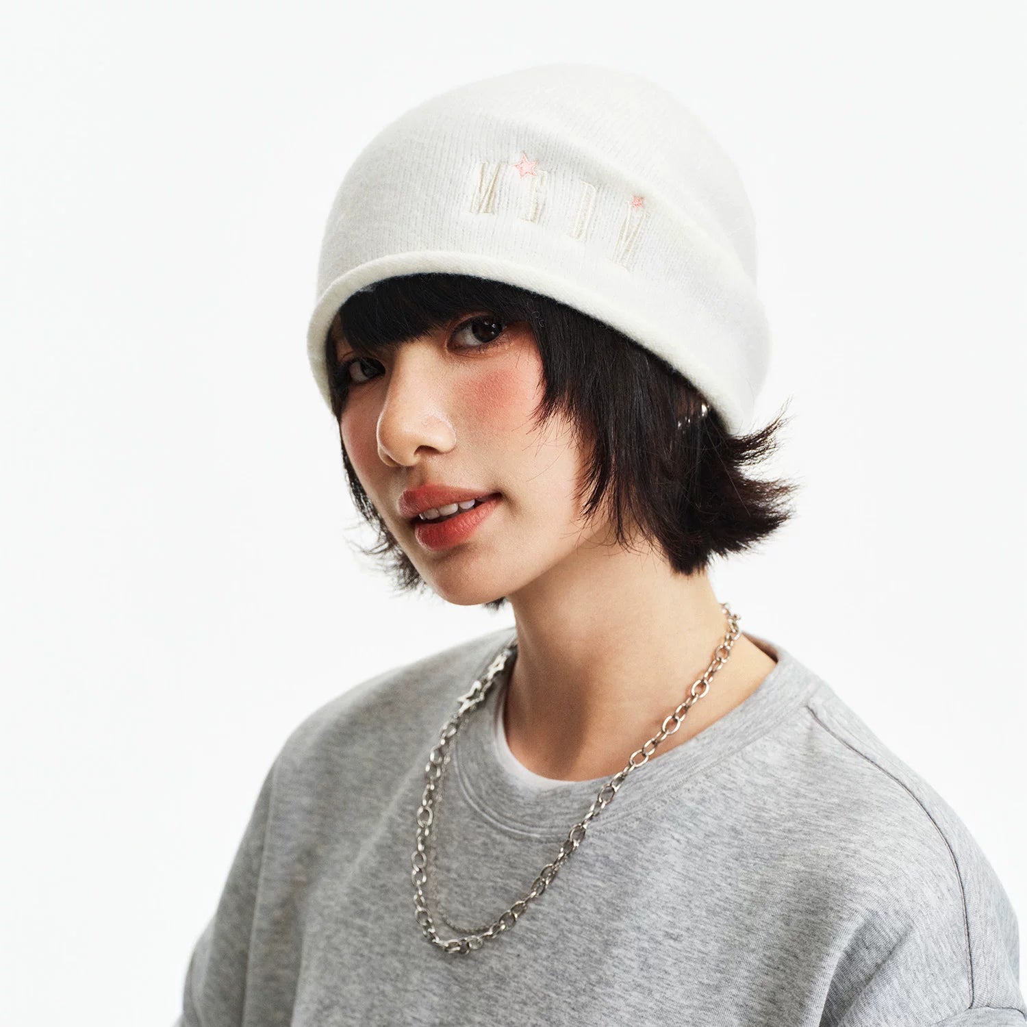 MEDM American letter star embroidery casual cold hat, cold resistant, warm and simple knitted hat, winter couple hat